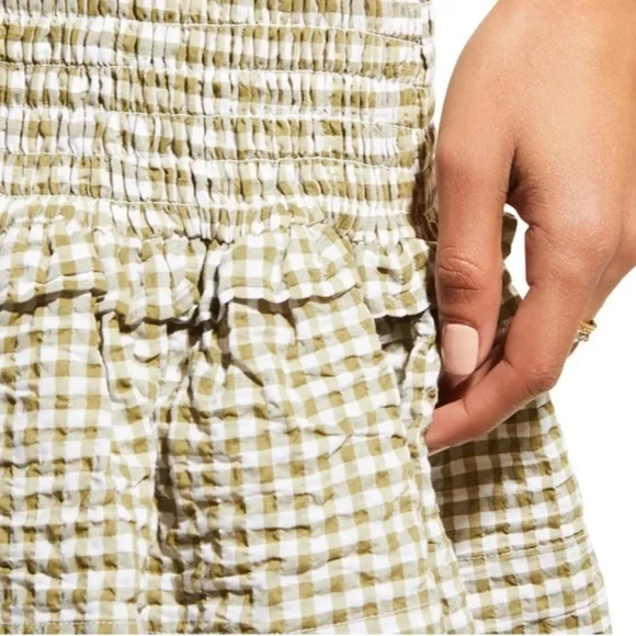 Veronica Beard Jeans
Aloya Smocked Seersucker Skirt Medium - Picture 13 of 13